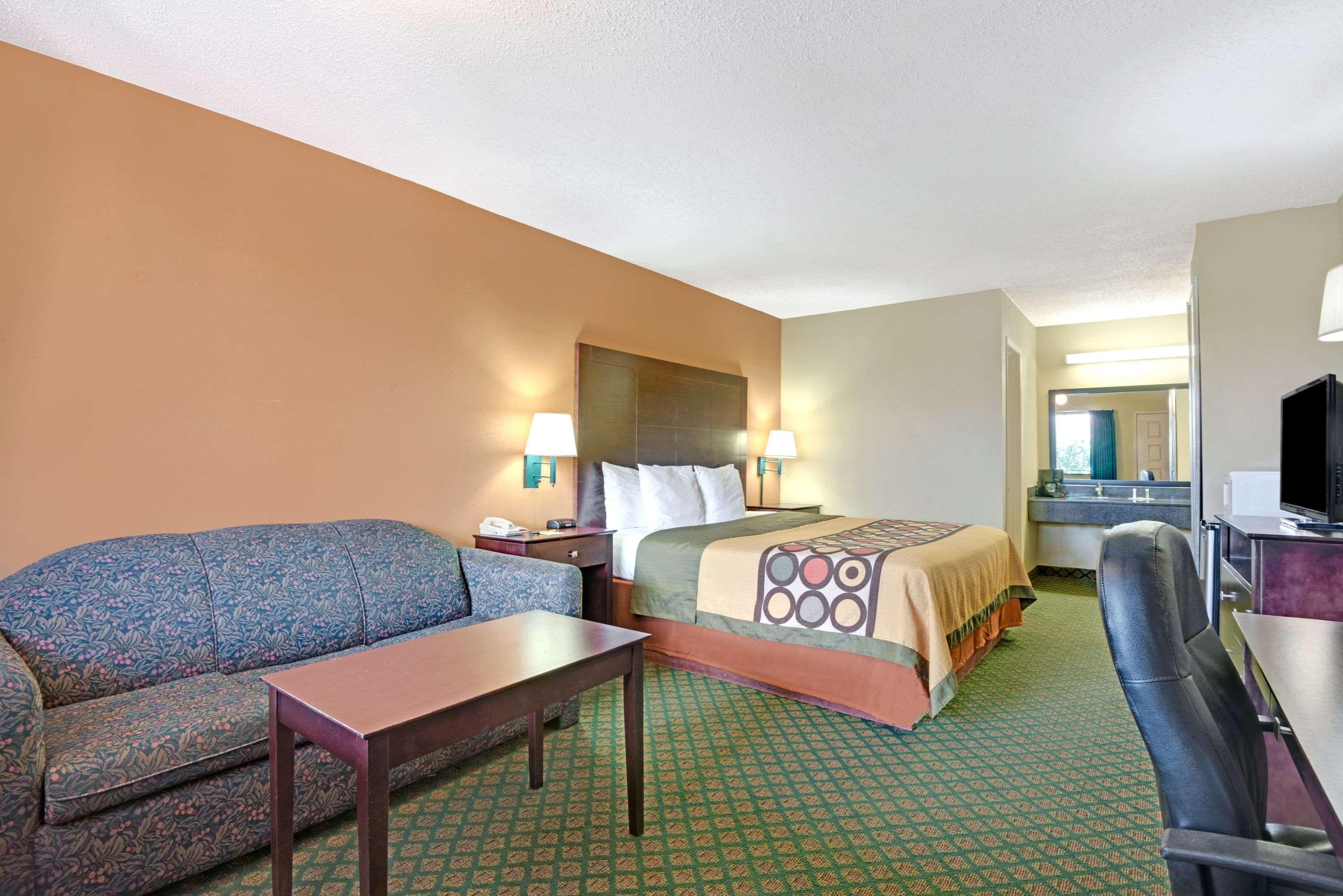 Super 8 By Wyndham Universal City Buitenkant foto